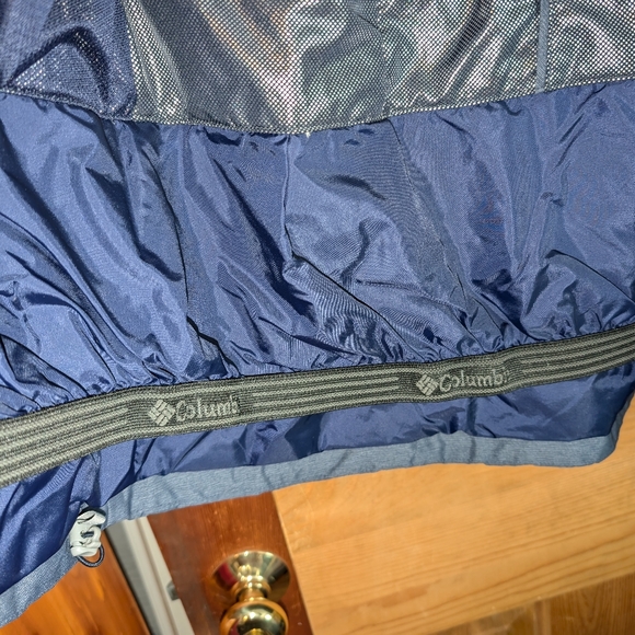 Women's Columbia Winter jacket - Picture 9 of 16